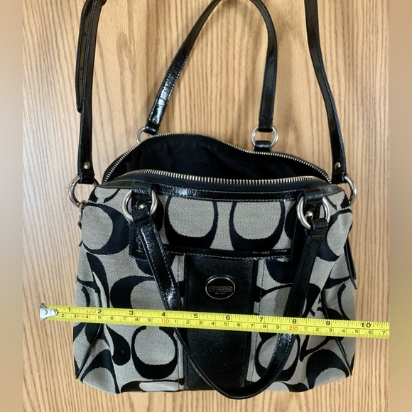 Coach Purse - Picture 4 of 6